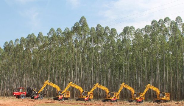 Fibria acquires forest machines from Komatsu