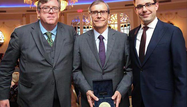 Resolute CEO honored for strong, principled defence of forest products industry