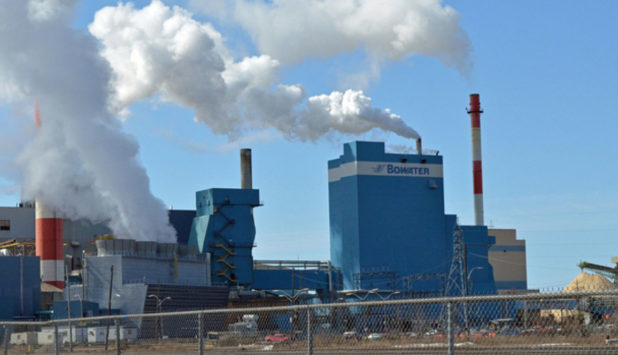 Unifor targets Resolute as eastern Canada bargaining ramps up