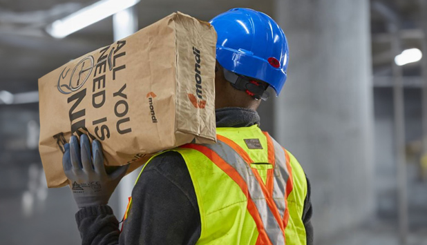 Mondi co-founds milestone alliance for the circularity of paper bags in the construction industry